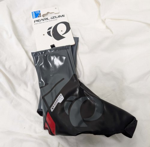 Pearl Izumi P.R.O Barrier Lite Shoe Covers - Medium.