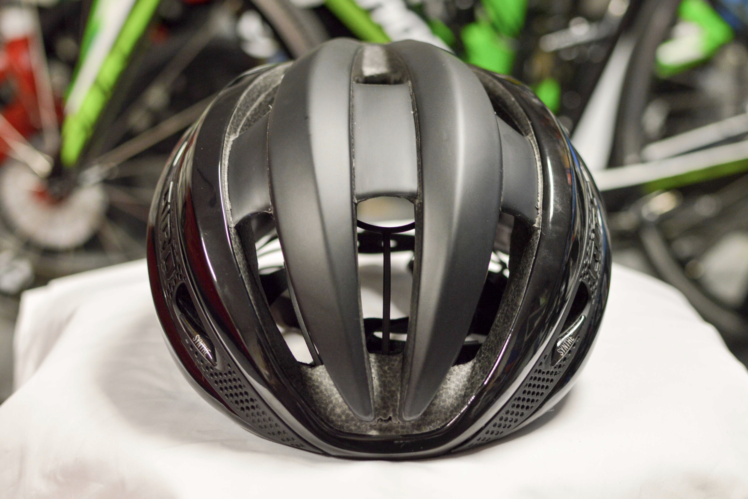 Giro Synthe Helmet - Gloss & Matte Black - Medium
