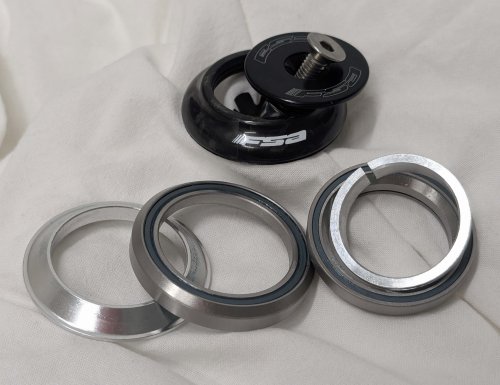 FSA NO.44 CF SL IS42/IS47 1 1 1/8"-1 1/4" Drop In Headset